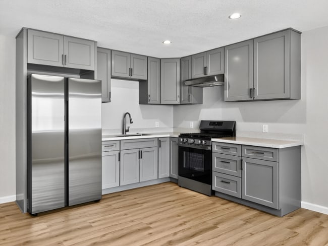 property at 408 W 19th St