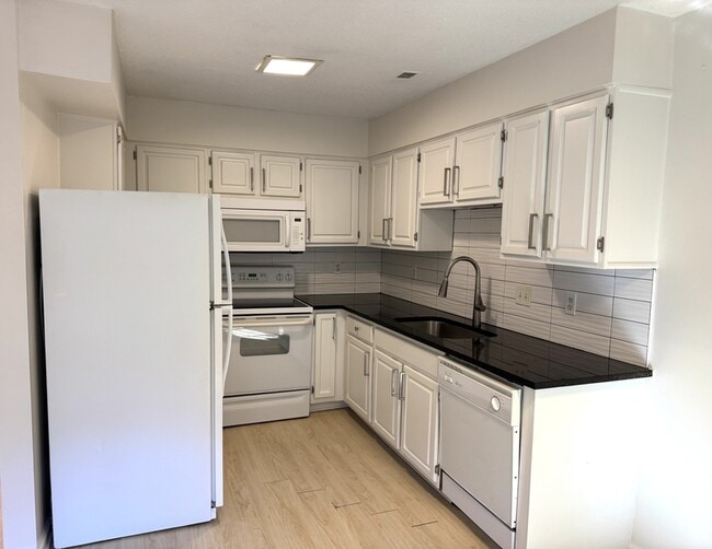 1513 Kendall Dr in Durham, NC - Building Photo - Building Photo