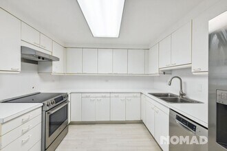 2100 St Charles Ave in New Orleans, LA - Building Photo - Building Photo