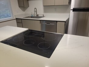 7606 Chinook Ave, Unit 7606 in Gig Harbor, WA - Building Photo - Building Photo