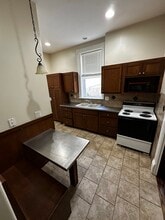 422 Loras Blvd in Dubuque, IA - Building Photo - Building Photo