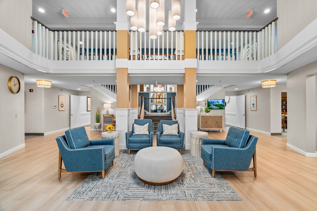 55+ Scandia Shores in Shoreview, MN - Building Photo