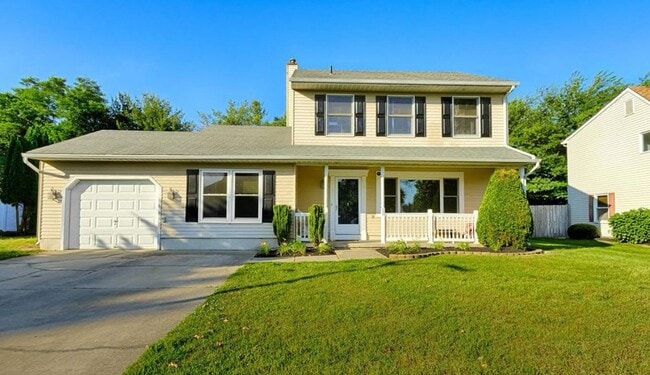 property at 25 Williamsburg Ct