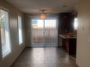 1307 SE Lafayette St in Portland, OR - Building Photo - Building Photo