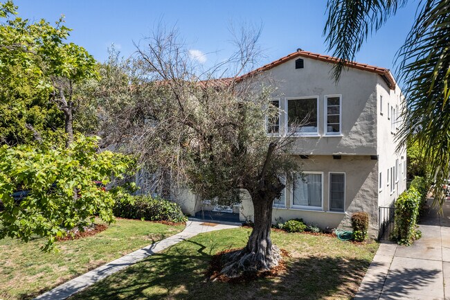 1500 S Wooster St in Los Angeles, CA - Building Photo - Building Photo