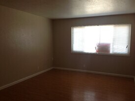 1632-1634 99th Ave in Oakland, CA - Building Photo