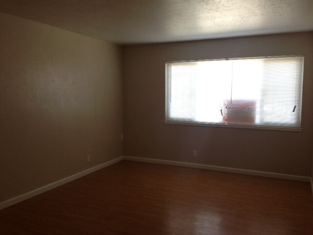 1632-1634 99th Ave in Oakland, CA - Building Photo