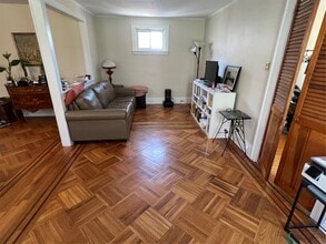 159-14 43rd Ave in Queens, NY - Building Photo - Building Photo