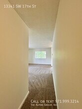13341 SW 17th St in Beaverton, OR - Building Photo - Building Photo