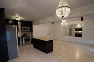54-40 80th St in Queens, NY - Building Photo - Building Photo