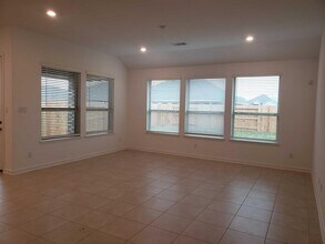 3712 Castle Rock Dr in Rosenberg, TX - Building Photo - Building Photo