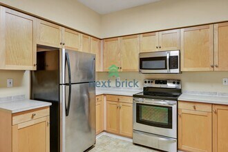107 164th St SE in Bothell, WA - Building Photo - Building Photo