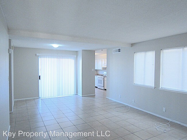 5357 Del Gado Dr in Las Vegas, NV - Building Photo - Building Photo