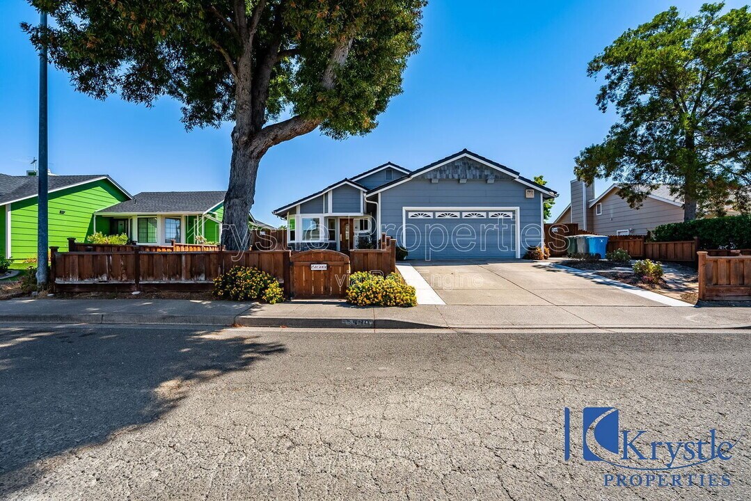 530 N Regatta Dr in Vallejo, CA - Building Photo