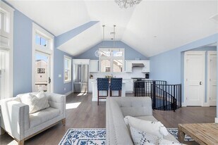 14 E Pointe Ct in South Kingstown, RI - Building Photo