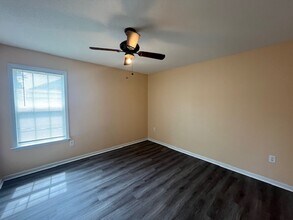 1819 Hazel Dr in Valdosta, GA - Building Photo - Building Photo