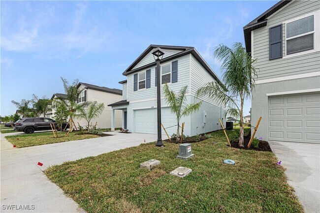 4039 San Felice Ln in North Fort Myers, FL - Building Photo - Building Photo