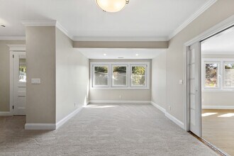 40 Ledge Ave in New Canaan, CT - Building Photo - Building Photo