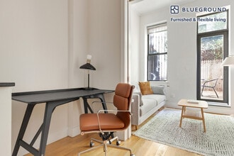 515 W 47th St in New York, NY - Building Photo - Building Photo