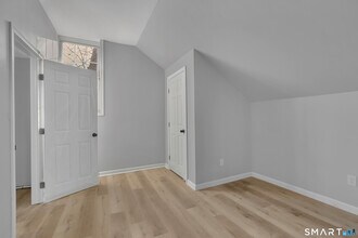 196 Hartford Rd in Manchester, CT - Building Photo - Building Photo