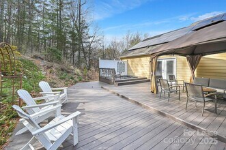 24 Lamplighter Ln in Weaverville, NC - Building Photo - Building Photo