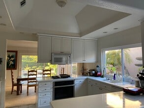 5 Sandpebble in Irvine, CA - Building Photo - Building Photo