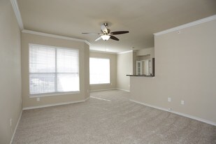 The Brazos in Dallas, TX - Building Photo