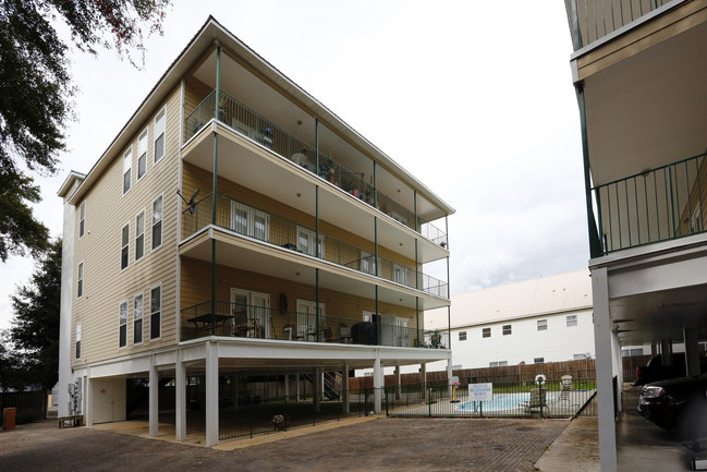 183 McDonnell Ave in Biloxi, MS - Foto de edificio - Building Photo