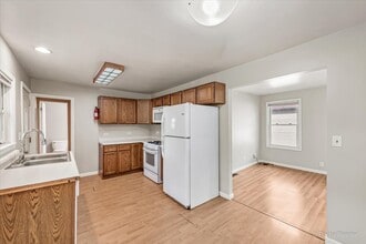 6425 Maple Ave, Unit 1 Bed in Spring Grove, IL - Building Photo - Building Photo