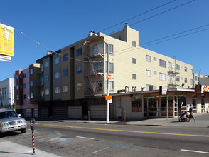 3334-3344 Fillmore St in San Francisco, CA - Building Photo - Building Photo