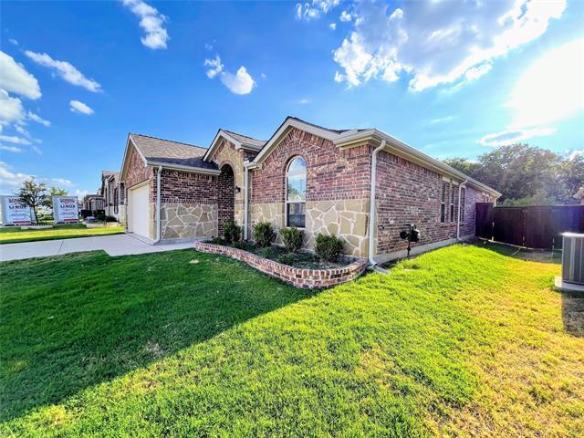 1910 Alamandine Ave in Aubrey, TX - Building Photo - Building Photo