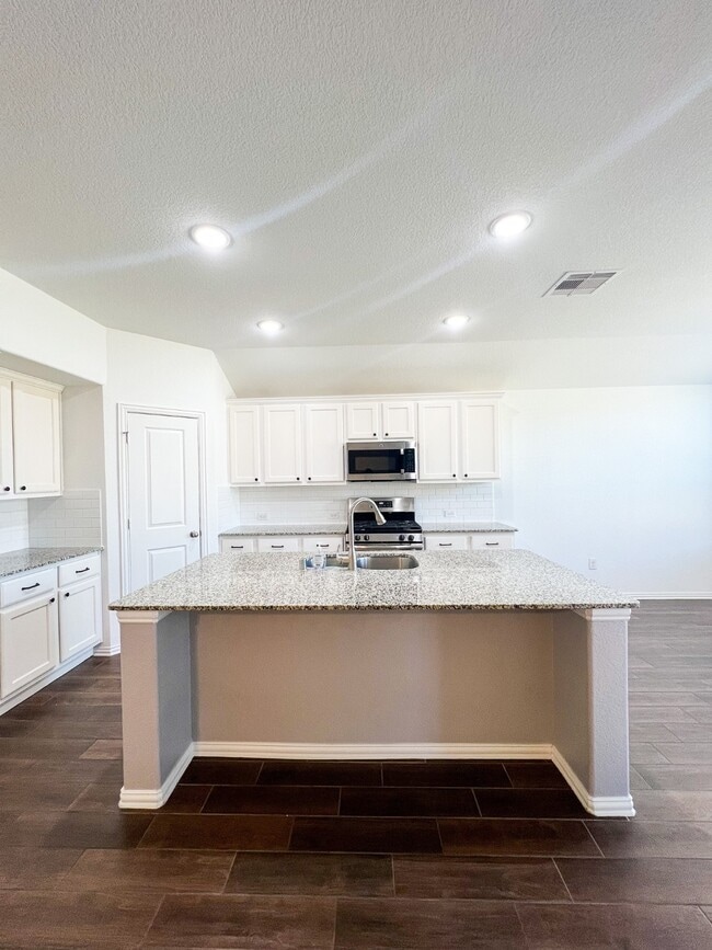 16018 Cypress Farms Dr