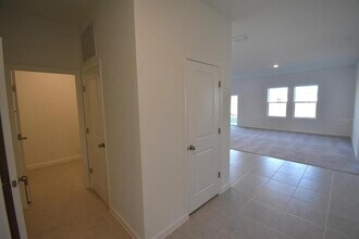 2090 Gold Dust Dr in Minneola, FL - Building Photo - Building Photo