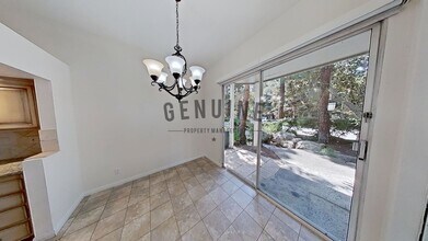 3029 Croyden Bay in Costa Mesa, CA - Building Photo - Building Photo