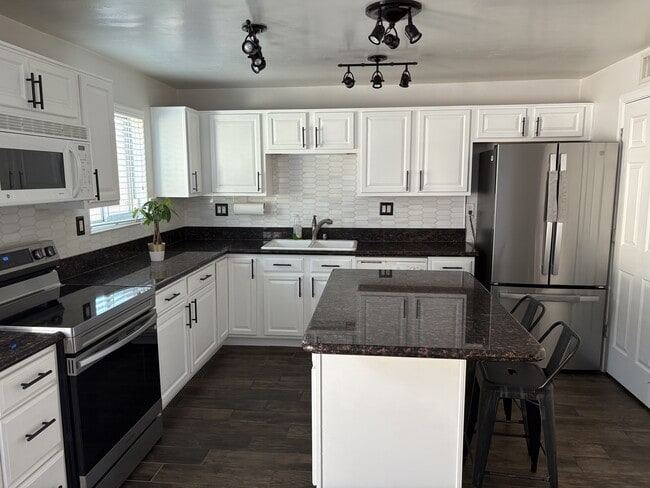 934 N Desert Ave in Tucson, AZ - Building Photo - Building Photo