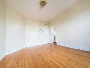 294 Harvard St, Unit 279-43 in Cambridge, MA - Building Photo - Building Photo
