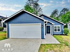 5801 Meadowview Rd in Rex, GA - Building Photo