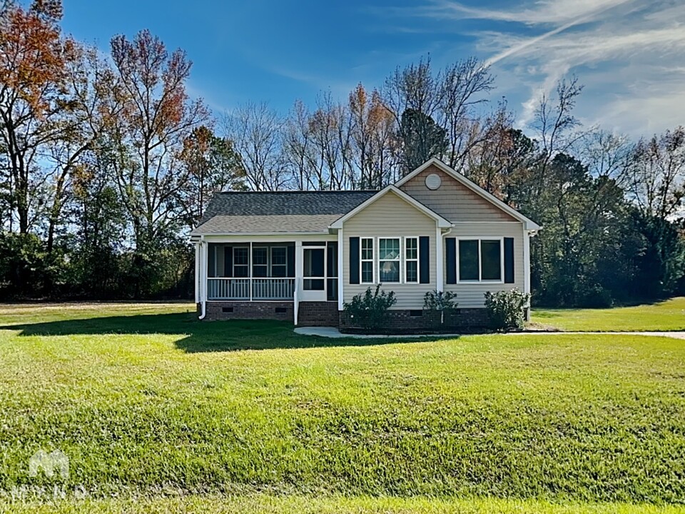 182 Tangueray Dr in Smithfield, NC - Building Photo