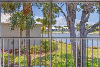 822 Gulf Pavillion Dr in Naples, FL - Building Photo - Building Photo