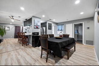 325 Falcon Dr in Vallejo, CA - Building Photo - Building Photo