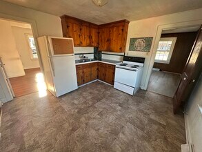 195 Triple Oak Cir in Madison Heights, VA - Building Photo - Building Photo