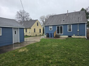 3439 Cleveland St NE in Minneapolis, MN - Building Photo - Building Photo