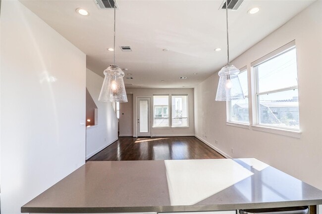 property at 2745 Clinton Dr