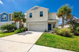 5556 Summer Sunset Dr in Apollo Beach, FL - Building Photo