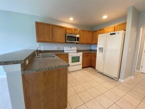 2044 Portcastle Cir in Winter Garden, FL - Building Photo - Building Photo