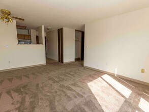 Rivertown Commons in Stillwater, MN - Foto de edificio - Building Photo