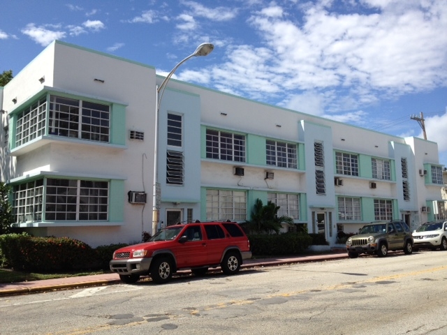 Jefferson in Miami Beach, FL - Building Photo