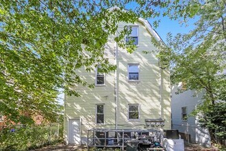 904 S 18th St in Newark, NJ - Building Photo - Building Photo
