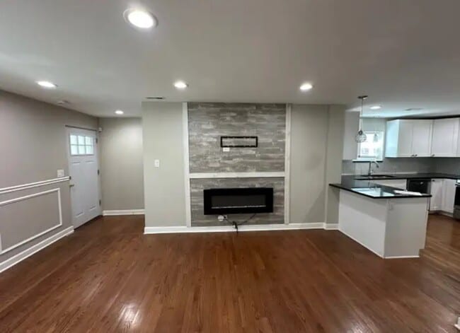 149 S 14th Ave, Unit 906s 10th ave maywood