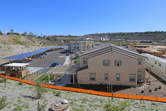 Juniper at the Preserve in Carlsbad, CA - Foto de edificio - Building Photo